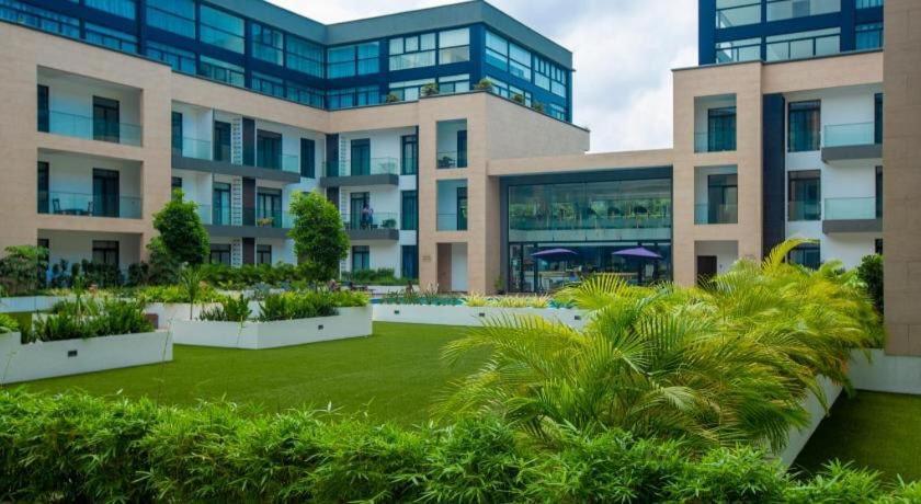 Embassy Gardens Luxury Suites Cpg Accra Esterno foto